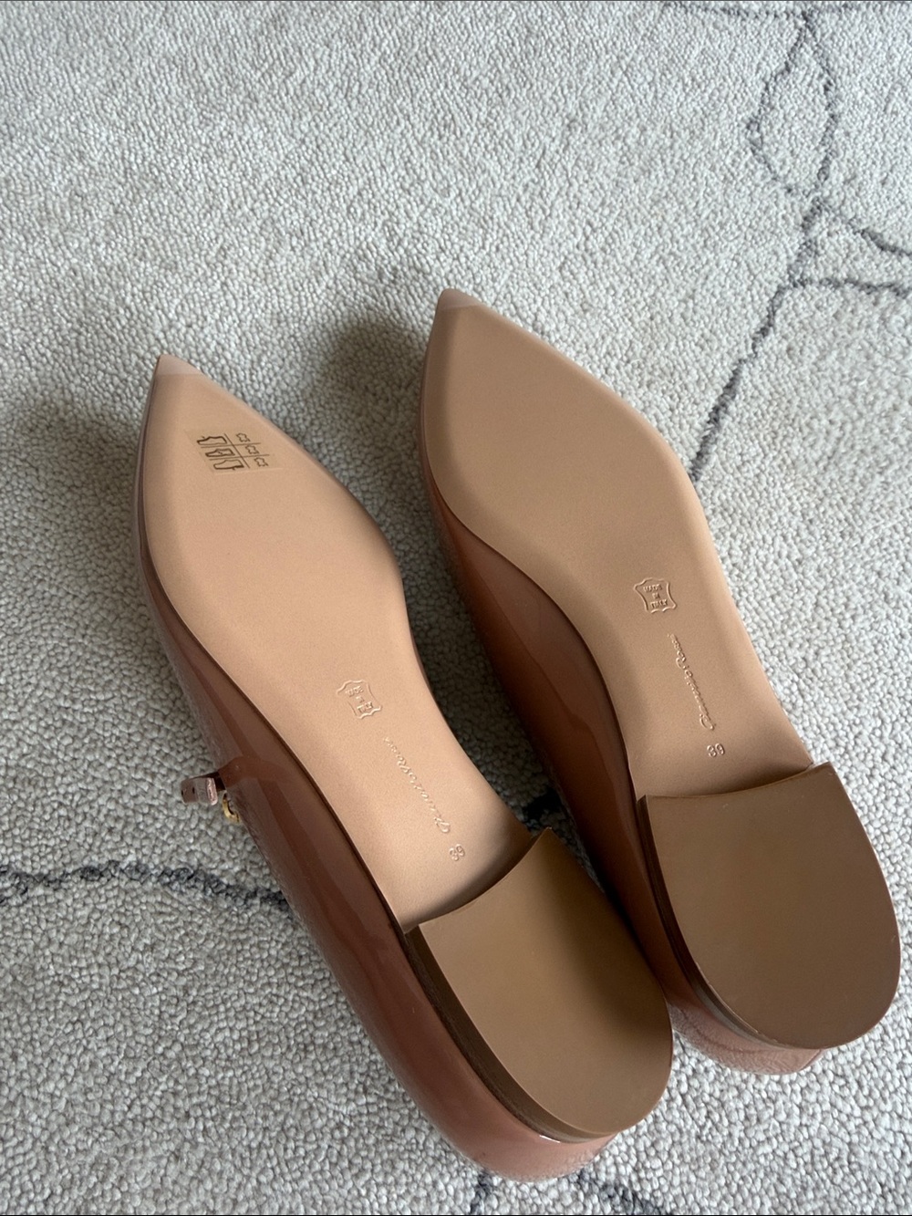 Brand new, Gianvito Rossi Patent Pointed Mary Jane Flats in Nude Pink - Picture 3 of 5
